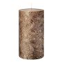 Bougie décorative cylindrique VALENTIANO, motif floral, or rose, 13cm, Ø6,8cm, 52h - Fabriquée en Allemagne
