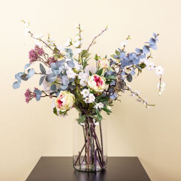 Création de bouquet de fleurs - une étreinte fleurie - demande de la cliente Isabel Création de bouquet de fleurs - une étreinte fleurie - demande de la cliente Isabel